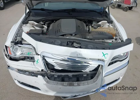 2011 Chrysler 300C Awd z USA, uszkodzony, nr VIN 2C3CK6CT5BH559966